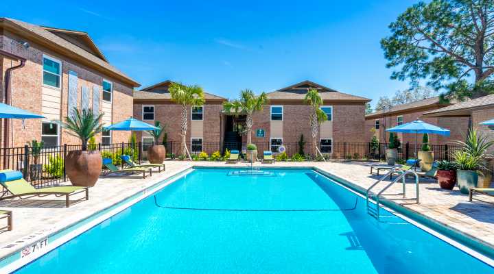 Gulf Cove Apartments img